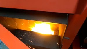 Автоматический котел Горыныч в работе.