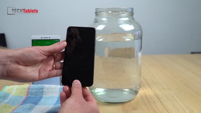Xiaomi Mi 6 Water Resistant Test (Water Drop Test) смотреть онлайн