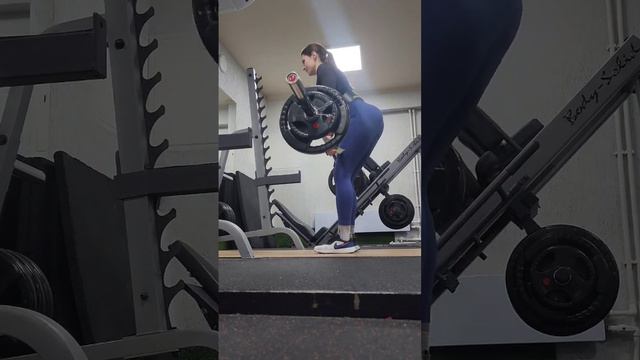 #приседания #какнакачатьягодицы #спортивноетело #спорт