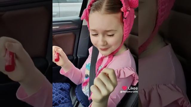 Нелла Мур песни на всех площадках