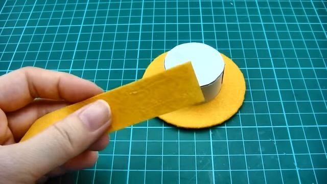 DIY Miniature Doll Mini Feather Hat - For Barbie! смотреть онлайн