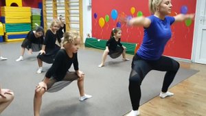 Художественная гимнастика для детей 6-7 лет /27.10.2021/