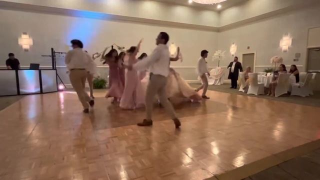 Maliyah’s Debut dance ? with Joe Hisaishi “Merry Go Round” Howls Moving Castle. смотреть онлайн