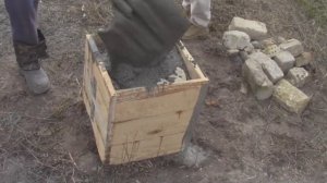 Делаем опалубку заливаем колонны. Дом без фундамента. Самый дешевый дом.