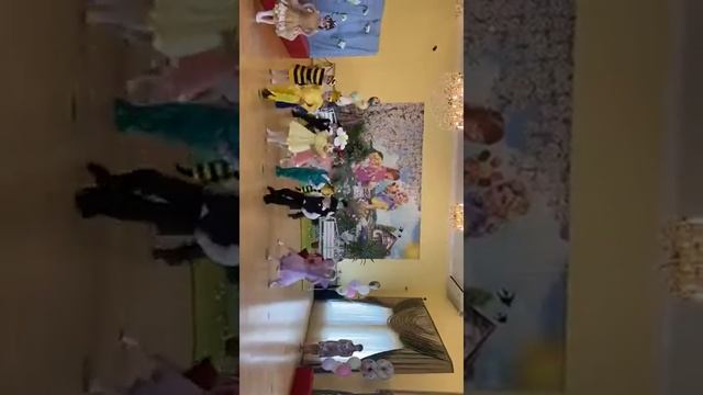 Полька праздник к 8 марта в садике смотреть онлайн