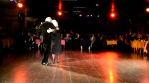 Elsa y Julio Dupláa en la Milonga Solidaria.m2t