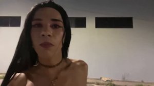 Laysla apareceu ! Foi babado