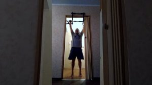 100 подтягиваний , 200 отжиманий , 300 приседаний за 15 мин.