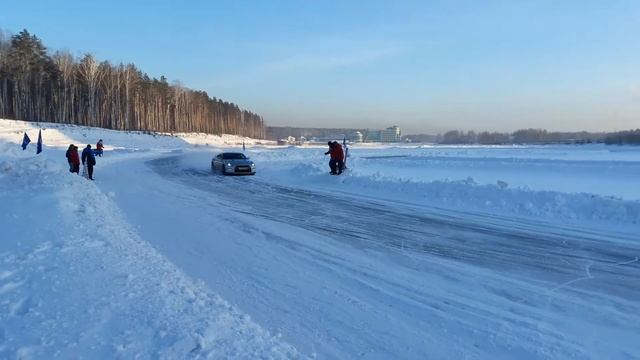ICE DRIVE 2017: заезд GTR смотреть онлайн