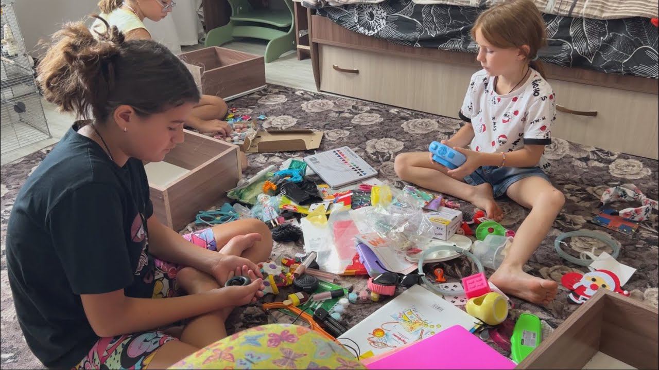 ПОМЫЛИ ХОЛОДИЛЬНИК, ВАННУЮ И ТУАЛЕТ. РАЗГРЕБАЕМ ЗАВАЛЫ В КОМНТАХ. 6.08.24. смотреть онлайн