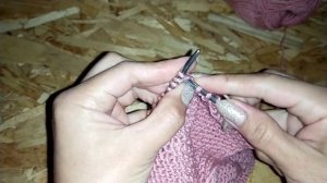 БЕСШОВНЫЕ-СЛЕДКИ-СПИЦАМИ-ДЛЯ-НАЧИНАЮЩИХ