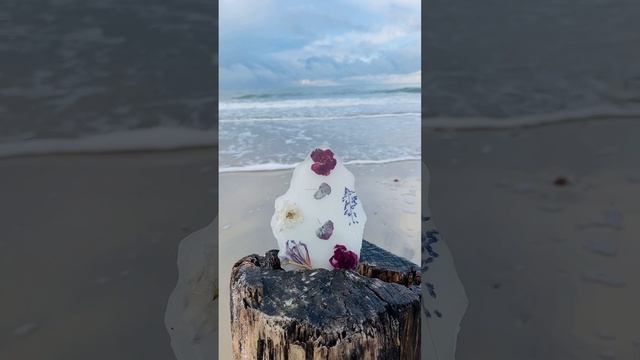 Поднос из эпоксидной смолы с живыми цветами смотреть онлайн