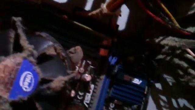 Разборка и очистка кулера Блок питания смотреть онлайн