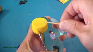 Зеркало из старого HDD диска.