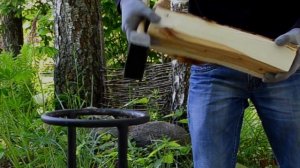 ? Колка дров с помощью ручного дровокола KOLUNDROV
