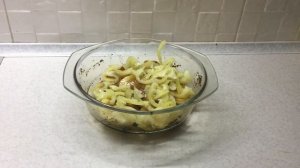 Утиная грудка в маринаде запеченная в духовке с картофелем.