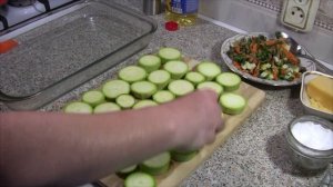 КАБАЧКИ ЗАПЕЧЕННЫЕ ПОД СЫРОМ В ДУХОВКЕ РЕЦЕПТ.НИЗКОУГЛЕВОДНАЯ ЕДА ДЛЯ ДИАБЕТИКА 2 ТИПА.