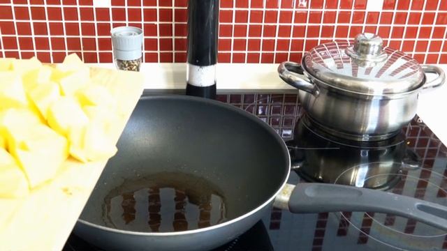 Жаркое из курицы//Жаркое в горшочках!