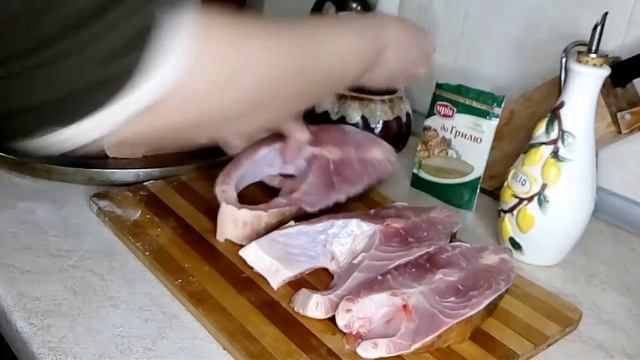 Сазан запечений / Сазан запеченный / Baked carp