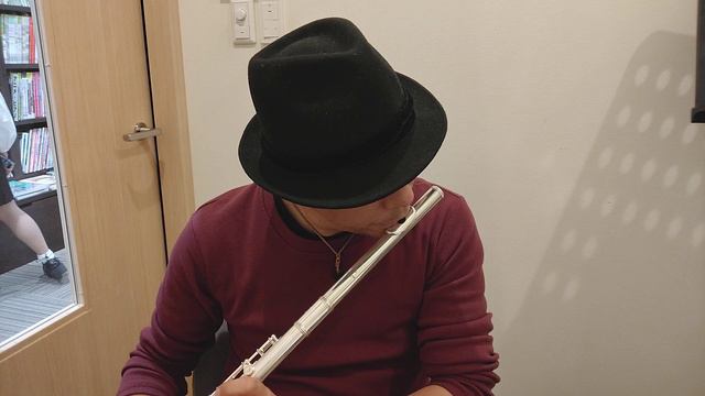 [生き恥] フルートを吹いて生き恥を晒す動画（2020年11月3日版）Beatrice смотреть онлайн