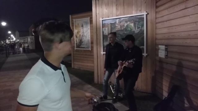 Бомж #секторгаза в исполнении крутого Александра Добрынина