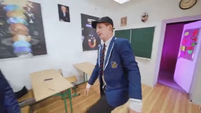 От первого лица: Школа 5 ? УСТРОИЛИ СКИБИДИ ТУАЛЕТ на ШКОЛЬНОЙ СЦЕНЕ?ПОЗОР ДЕВОЧЕК ГЛАЗАМИ ШКОЛЬНИК смотреть онлайн