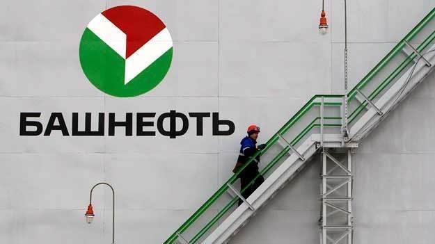 Распоряжение о продаже акций "Башнефти" за 329,5 миллиардов рублей уже подписано