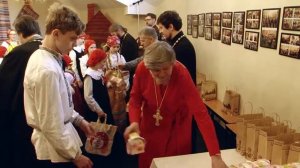 А мы попросим Отца Бога Света (МНОГОЛЕТИЕ) Вручение Пасхальных подарков. 8