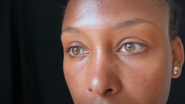 Reagindo Ao Hidratante Iluminador MAC Strobe Cream смотреть онлайн