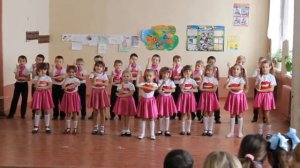 Школьный майданс. 1 класс. "Губки бантиком"