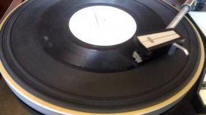 Демонстрация работы механики 1эпу-73с радиолы Виктория-001 стерео 1977 год.