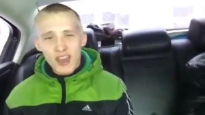 😱ПАЦАН ВЗОРВАЛ ИНТЕРНЕТ ЧИТАЯ РЭП В МАШИНЕ,😎🎼