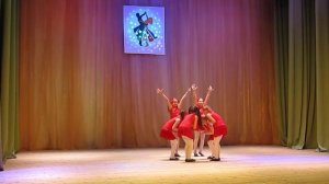 танец  "Мы к вам заехали на час"!