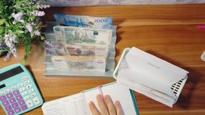 Распределение денег по конвертам.