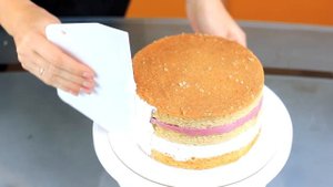 ПОСПОРИЛА ЧТО УКРАШУ ТОРТ ВСЕГО ОДНОЙ НАСАДКОЙ. Как украсить торт кремом. Торт Пион. Рецепт крема.