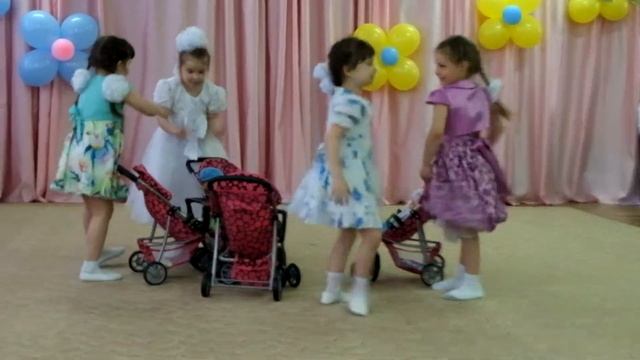 танец с колясками смотреть онлайн