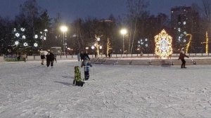 НОВОСИБИРСК/05.12.2023 ОТКРЫЛСЯ ГЛАВНЫЙ ГОРОДСКОЙ КАТОК В ЦЕНТРАЛЬНОМ ПАРКЕ/ОБЗОР ОФОРМЛЕНИЯ КАТКА
