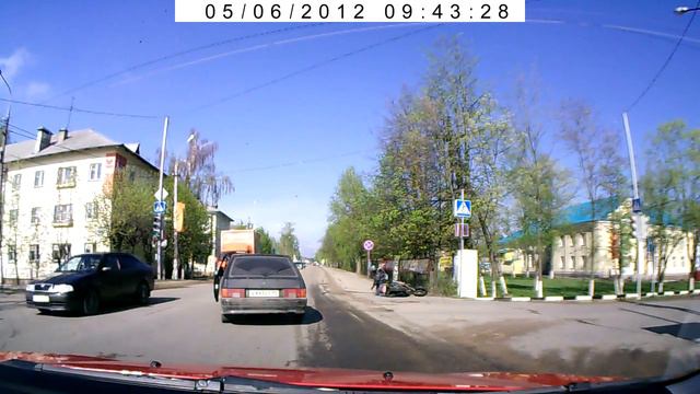 Водитель жигулей сильно удивился смотреть онлайн