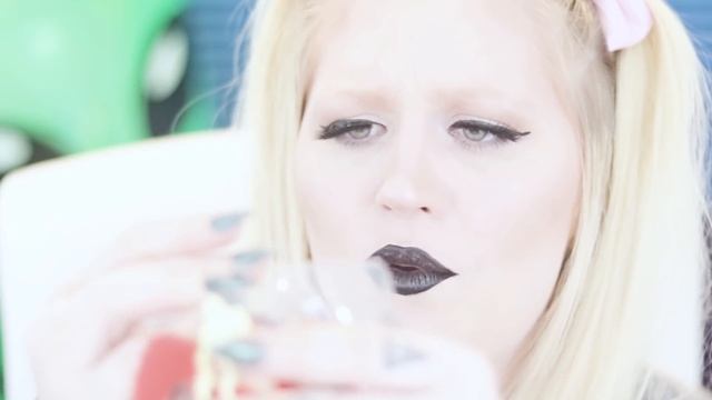 ALL THE NEW ROYALE HIGH TOYS & CODES! ROBLOX UNBOXING смотреть онлайн