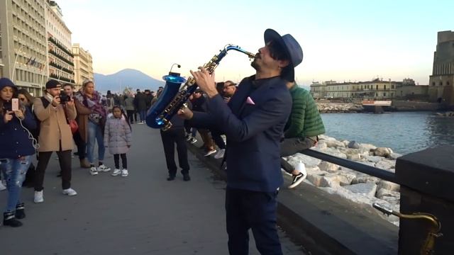 Aladdin - A Whole New World | STREET SAX PERFORMANCE смотреть онлайн
