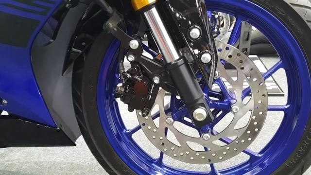 New Yamaha YZF-R15 | 2018 | Walkaround at TIME 2018 смотреть онлайн