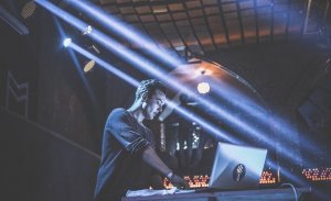 Ben Böhmer live above Cappadocia in Turkey