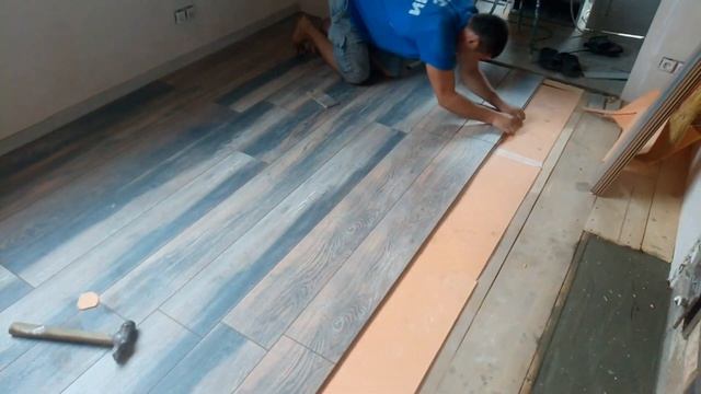 Стелим ламинат на кухне смотреть онлайн