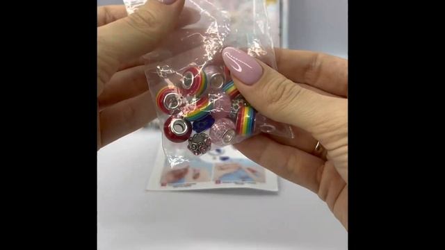 Собери браслет шармы сам смотреть онлайн