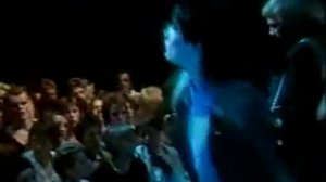 Siouxsie And The Banshees - Hong Kong Garden (Live)