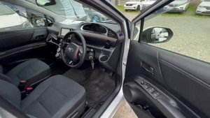 КРАТКИЙ ВИДЕООБЗОР TOYOTA SIENTA 2017 ГОДА, ДВС 1500 CC, 4 ВД