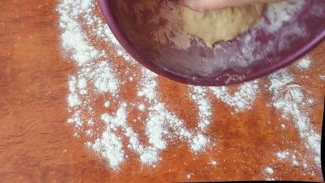 ОЧЕНЬ ЛЕНИВЫЕ ПИРОЖКИ С ЛУКОМ И ЯЙЦОМ!!! СЪЕДАЮТСЯ МГНОВЕННО. смотреть онлайн