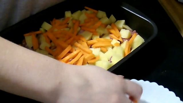 ЗАПЕКАНКА ИЗ ОВОЩЕЙ И ИНДЕЙКИ смотреть онлайн