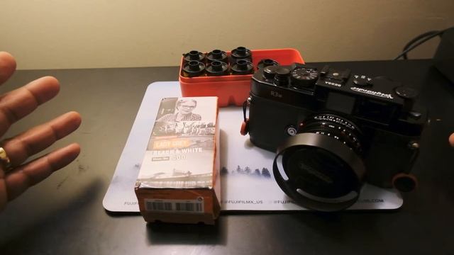 Friday Film Review Lomography Lady Grey, good for street photographs!!! смотреть онлайн