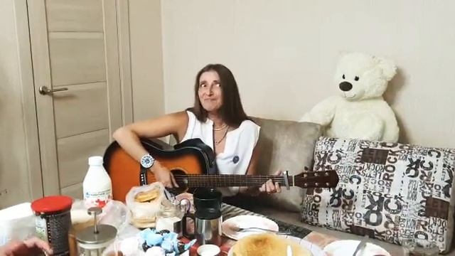 Елена БеловА "Словно раненая птица" сл.Т.Савсюк, муз.Е.Белова. смотреть онлайн